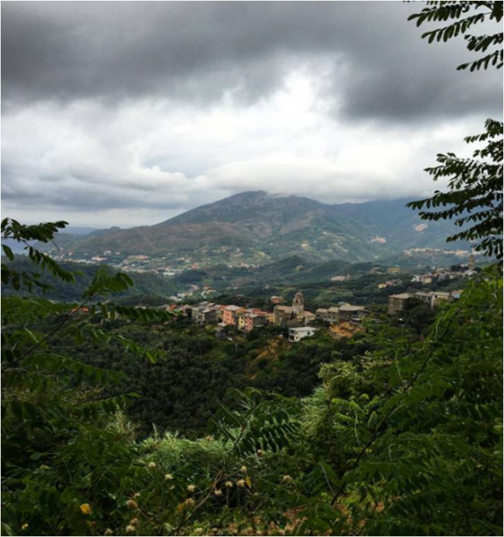 View from the Monterosso - Lavanto trail